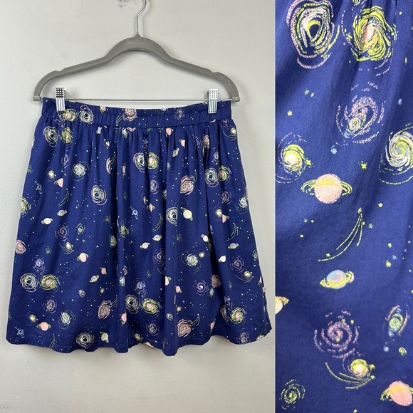 ModCloth Nebula Outer Space Cotton Skater Skirt Elastic
Waist Sz L - Picture 1 of 7